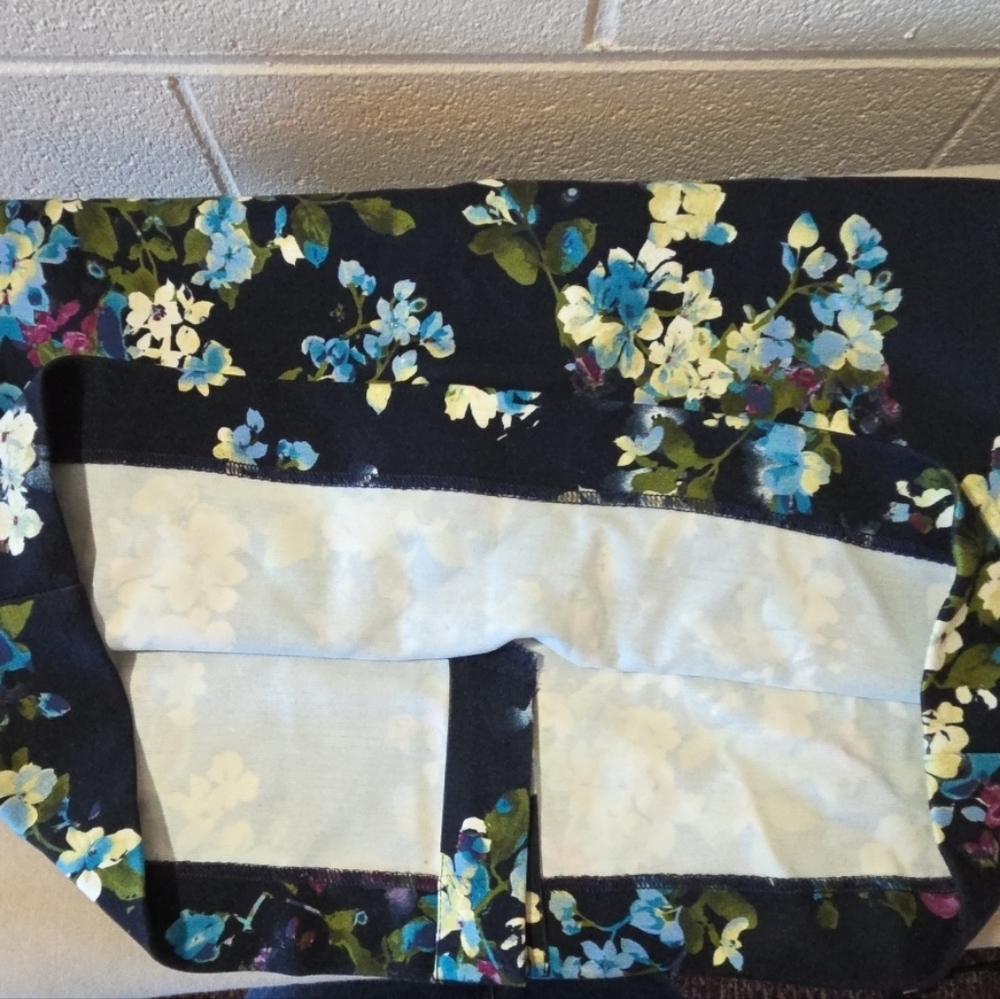 SOLD OUY j. Jill Floral Print Women's Ponte Knit Pencil Skirt Sz Large - Picture 6 of 8